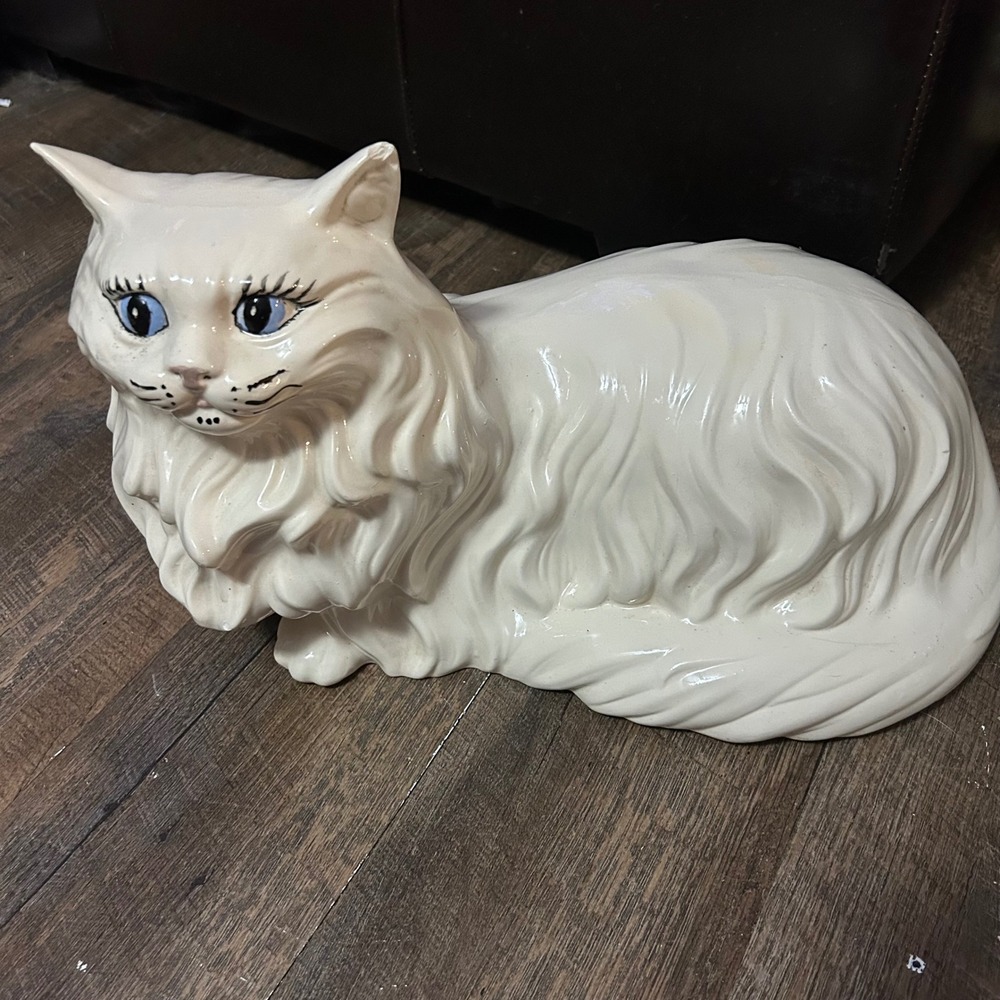 Vintage Large Ceramic Persian Cat Figurine White Blue Eyes 15 Inch Lounging